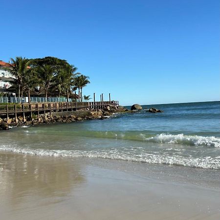 Apto Em Condominio No Centro De Bombinhas, Proximo Da Praia Екстер'єр фото