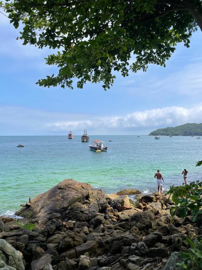 Apto Em Condominio No Centro De Bombinhas, Proximo Da Praia Екстер'єр фото