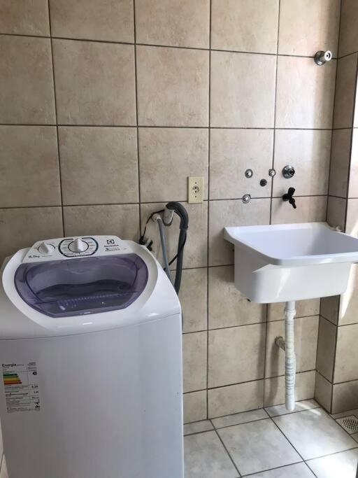 Apto Em Condominio No Centro De Bombinhas, Proximo Da Praia Екстер'єр фото